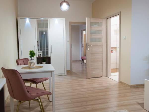 Apartamenty Pod Fortami 프르제미슬 외부 사진